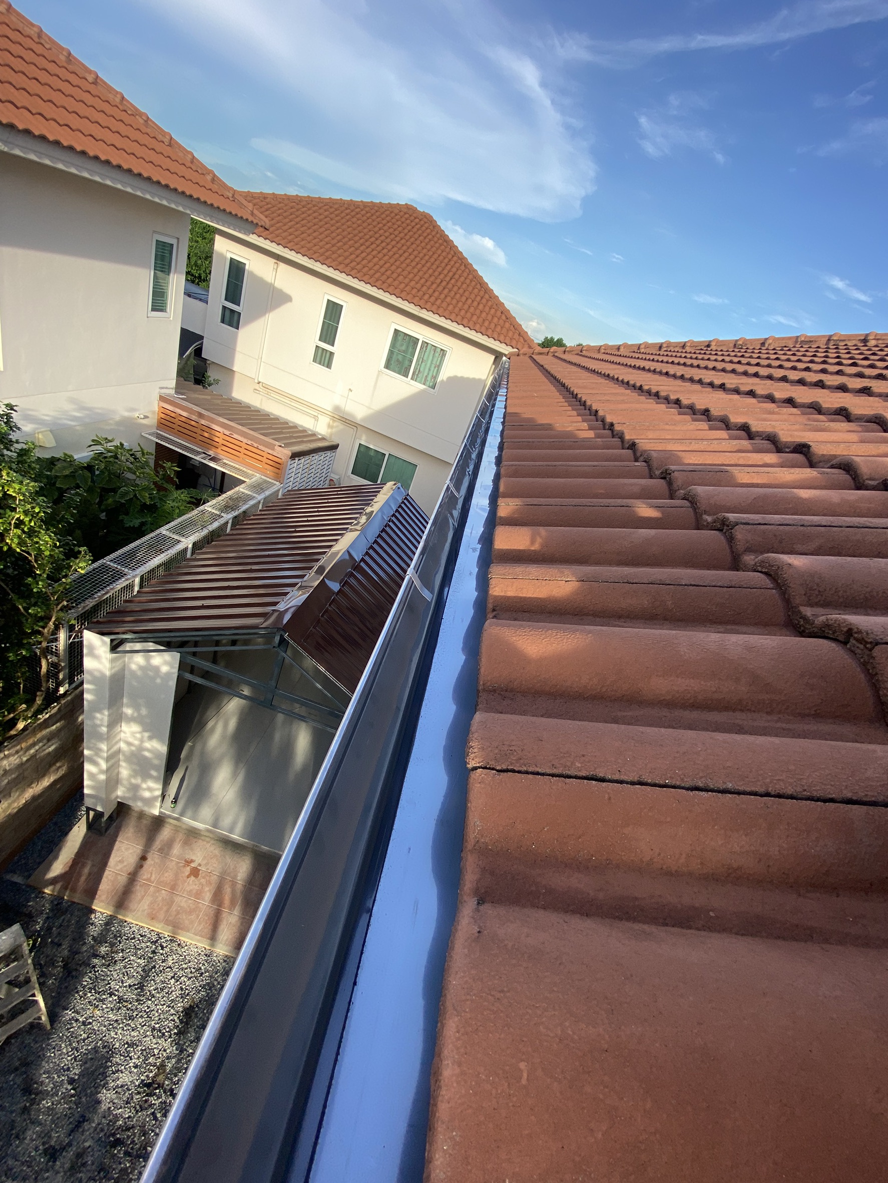 10 - https://เคเครางน้ําฝน.com | บริการรับติดตั้งรางน้ำฝนครบวงจร สแตนเลส ไวนิล SCG VG สำหรับบ้านและโรงงาน ออกแบบฟรีโดยช่างประสบการณ์กว่า 10 ปี เชื่อมอาร์กอนมาตรฐาน รับประกันงานติดตั้ง 2 ปี ให้บริการทั่วกรุงเทพ ปทุมธานี และจังหวัดใกล้เคียง