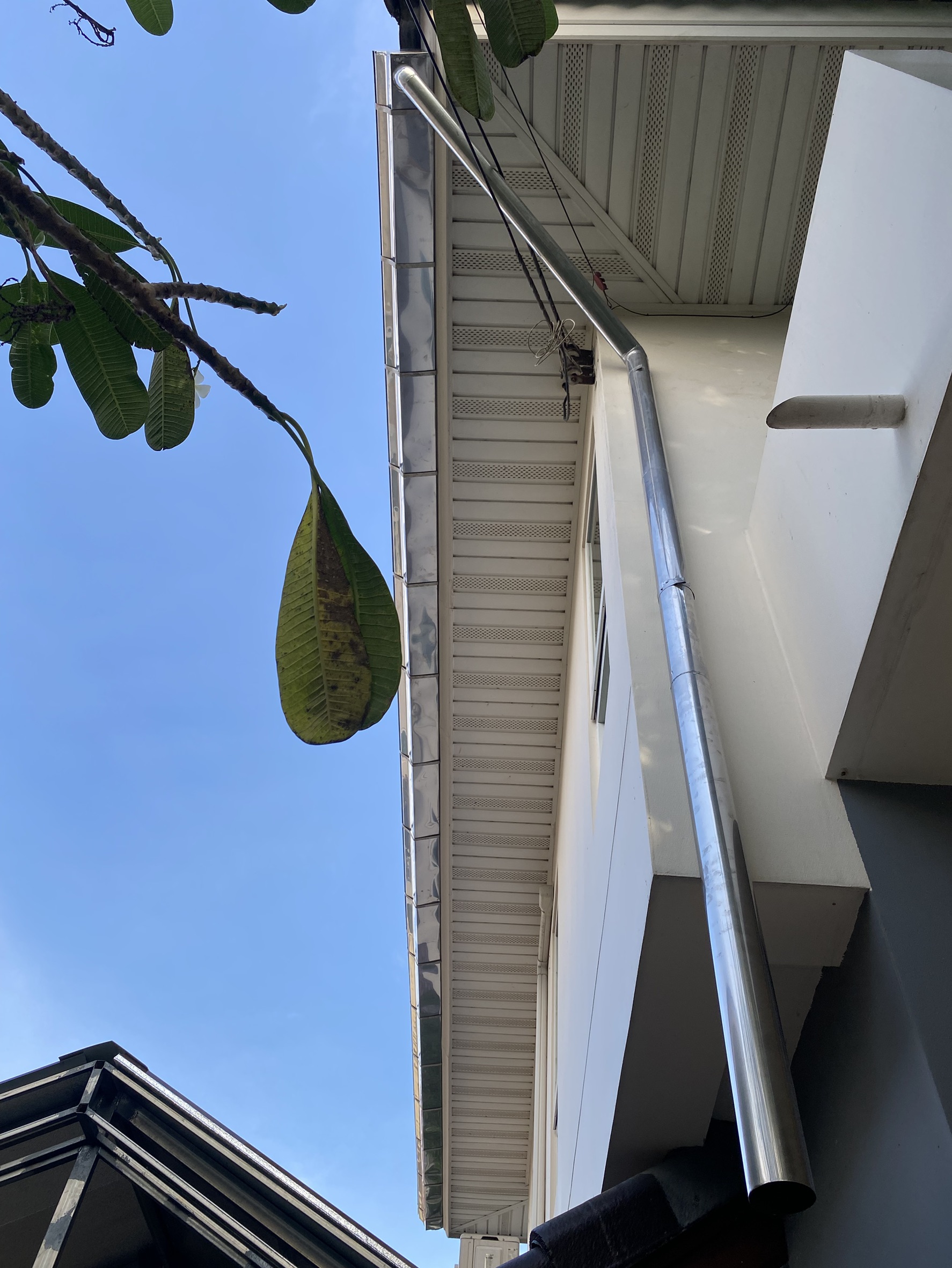 11 - https://เคเครางน้ําฝน.com | บริการรับติดตั้งรางน้ำฝนครบวงจร สแตนเลส ไวนิล SCG VG สำหรับบ้านและโรงงาน ออกแบบฟรีโดยช่างประสบการณ์กว่า 10 ปี เชื่อมอาร์กอนมาตรฐาน รับประกันงานติดตั้ง 2 ปี ให้บริการทั่วกรุงเทพ ปทุมธานี และจังหวัดใกล้เคียง