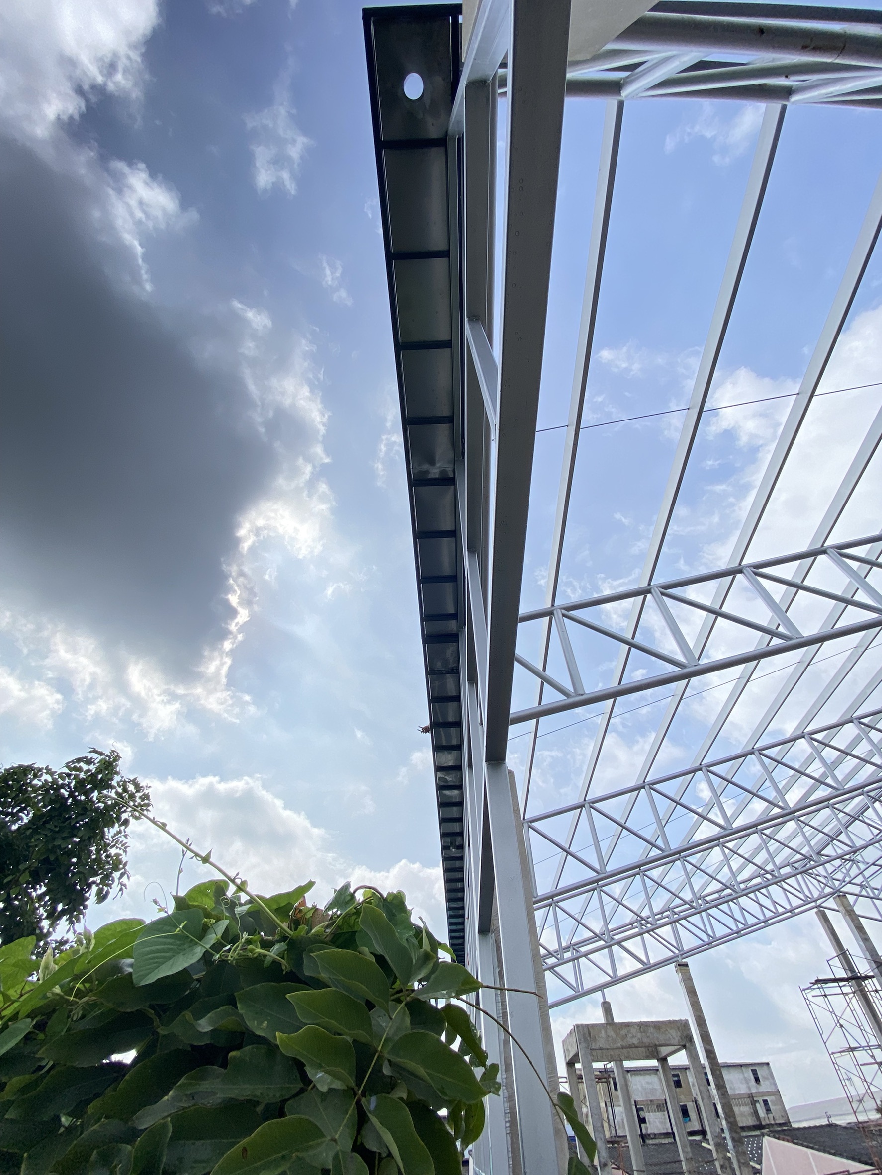 บริการรับติดตั้งรางน้ำฝนครบวงจร สแตนเลส ไวนิล SCG VG สำหรับบ้านและโรงงาน ออกแบบฟรีโดยช่างประสบการณ์กว่า 10 ปี เชื่อมอาร์กอนมาตรฐาน รับประกันงานติดตั้ง [..]