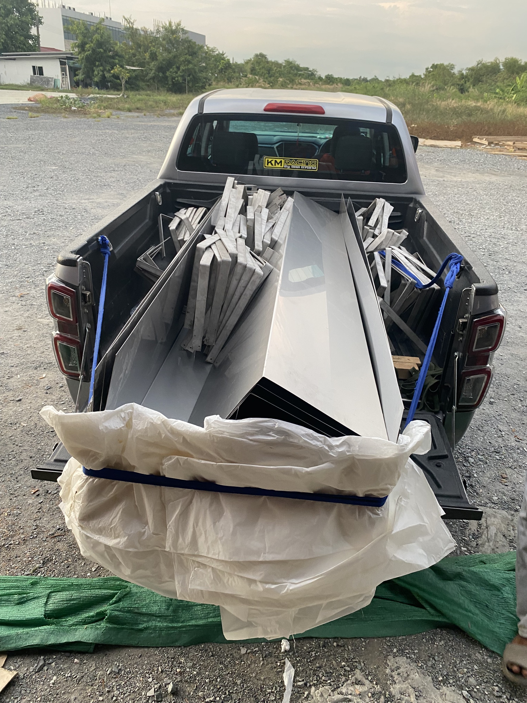 30 - https://เคเครางน้ําฝน.com | บริการรับติดตั้งรางน้ำฝนครบวงจร สแตนเลส ไวนิล SCG VG สำหรับบ้านและโรงงาน ออกแบบฟรีโดยช่างประสบการณ์กว่า 10 ปี เชื่อมอาร์กอนมาตรฐาน รับประกันงานติดตั้ง 2 ปี ให้บริการทั่วกรุงเทพ ปทุมธานี และจังหวัดใกล้เคียง