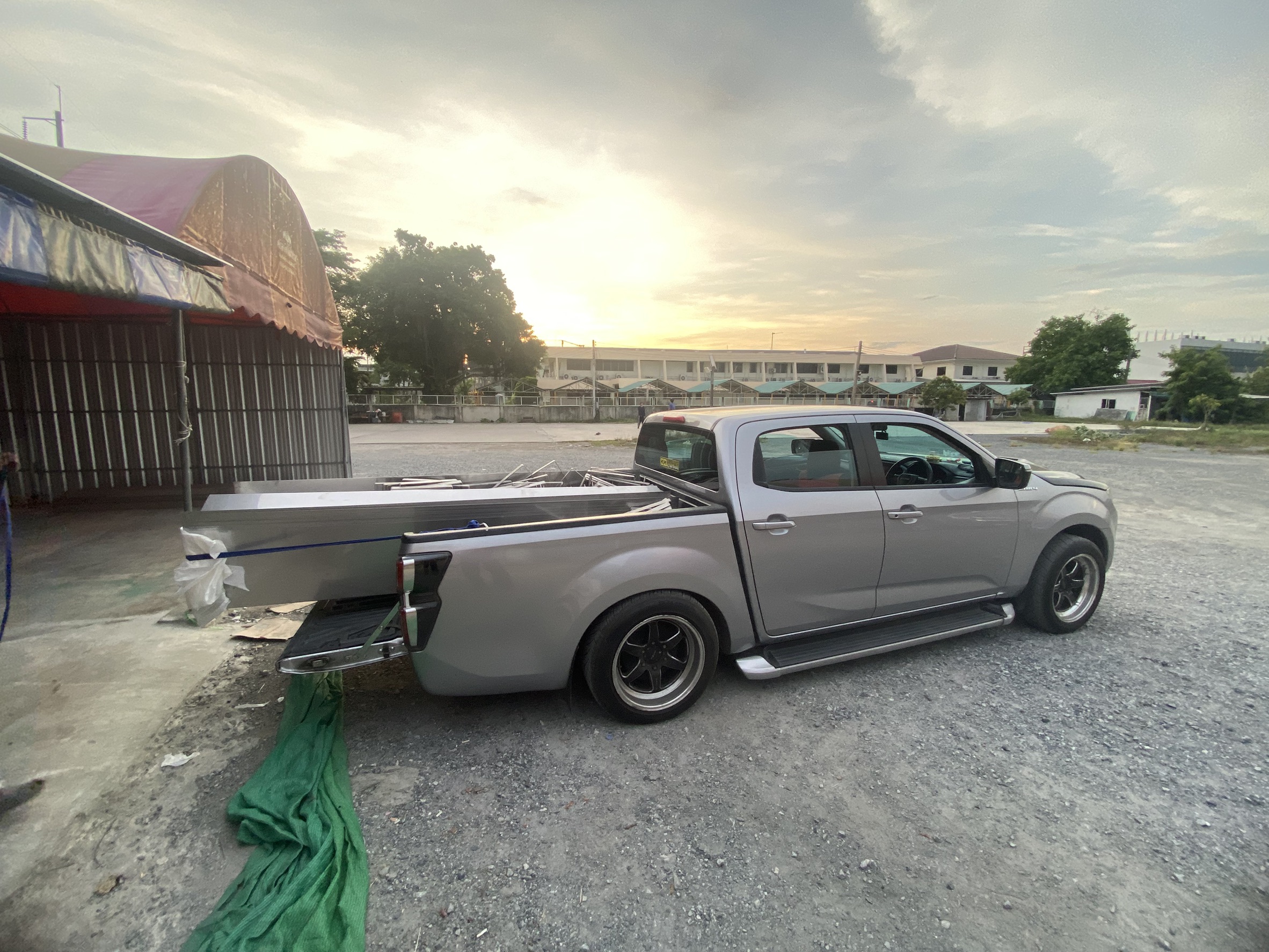 46 - https://เคเครางน้ําฝน.com | บริการรับติดตั้งรางน้ำฝนครบวงจร สแตนเลส ไวนิล SCG VG สำหรับบ้านและโรงงาน ออกแบบฟรีโดยช่างประสบการณ์กว่า 10 ปี เชื่อมอาร์กอนมาตรฐาน รับประกันงานติดตั้ง 2 ปี ให้บริการทั่วกรุงเทพ ปทุมธานี และจังหวัดใกล้เคียง