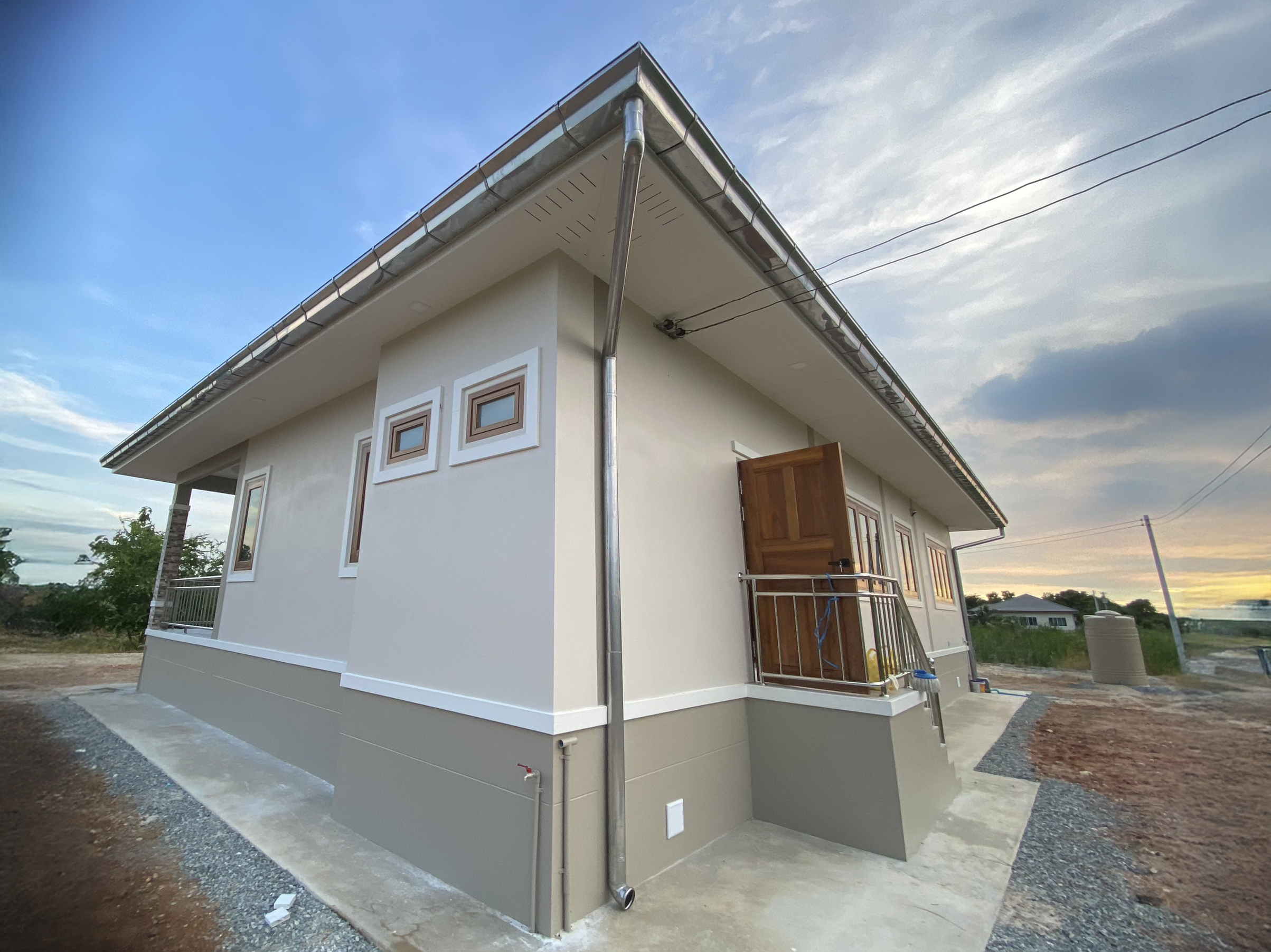 49 - https://เคเครางน้ําฝน.com | บริการรับติดตั้งรางน้ำฝนครบวงจร สแตนเลส ไวนิล SCG VG สำหรับบ้านและโรงงาน ออกแบบฟรีโดยช่างประสบการณ์กว่า 10 ปี เชื่อมอาร์กอนมาตรฐาน รับประกันงานติดตั้ง 2 ปี ให้บริการทั่วกรุงเทพ ปทุมธานี และจังหวัดใกล้เคียง